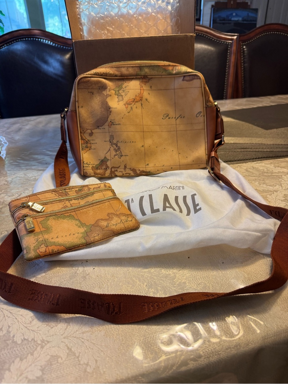 Alviero Martini NWOT 1A Classe Geo Classic Purse and Coin Purse Set + Dust Bag